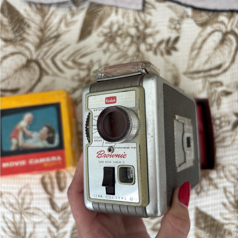 Vintage Kodak Brownie 8mm Movie Camera